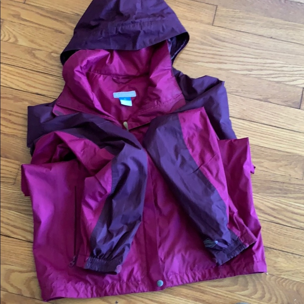 Columbia Waterproof /Wind breaker